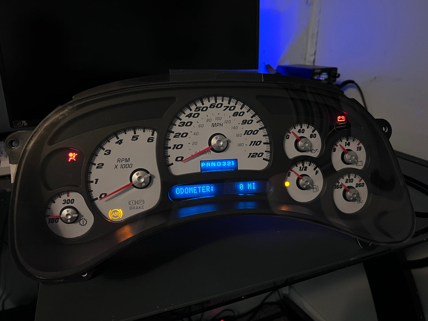 2003-2004 GM Full-size SS Instrument Panel Cluster